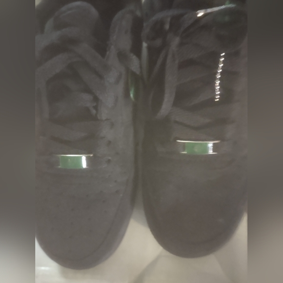 Nike air women's shoes - Picture 3 of 5